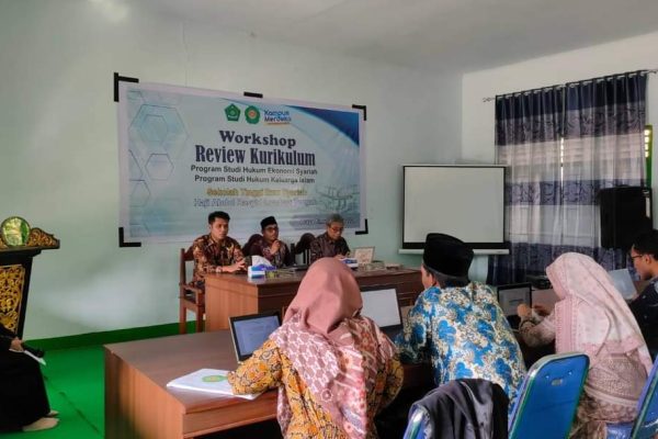 Warga Bontang Masih Memiliki Kesadaran Politik yang Rendah, Upaya Ajak Generasi Muda Untuk Belajar Melek Politik